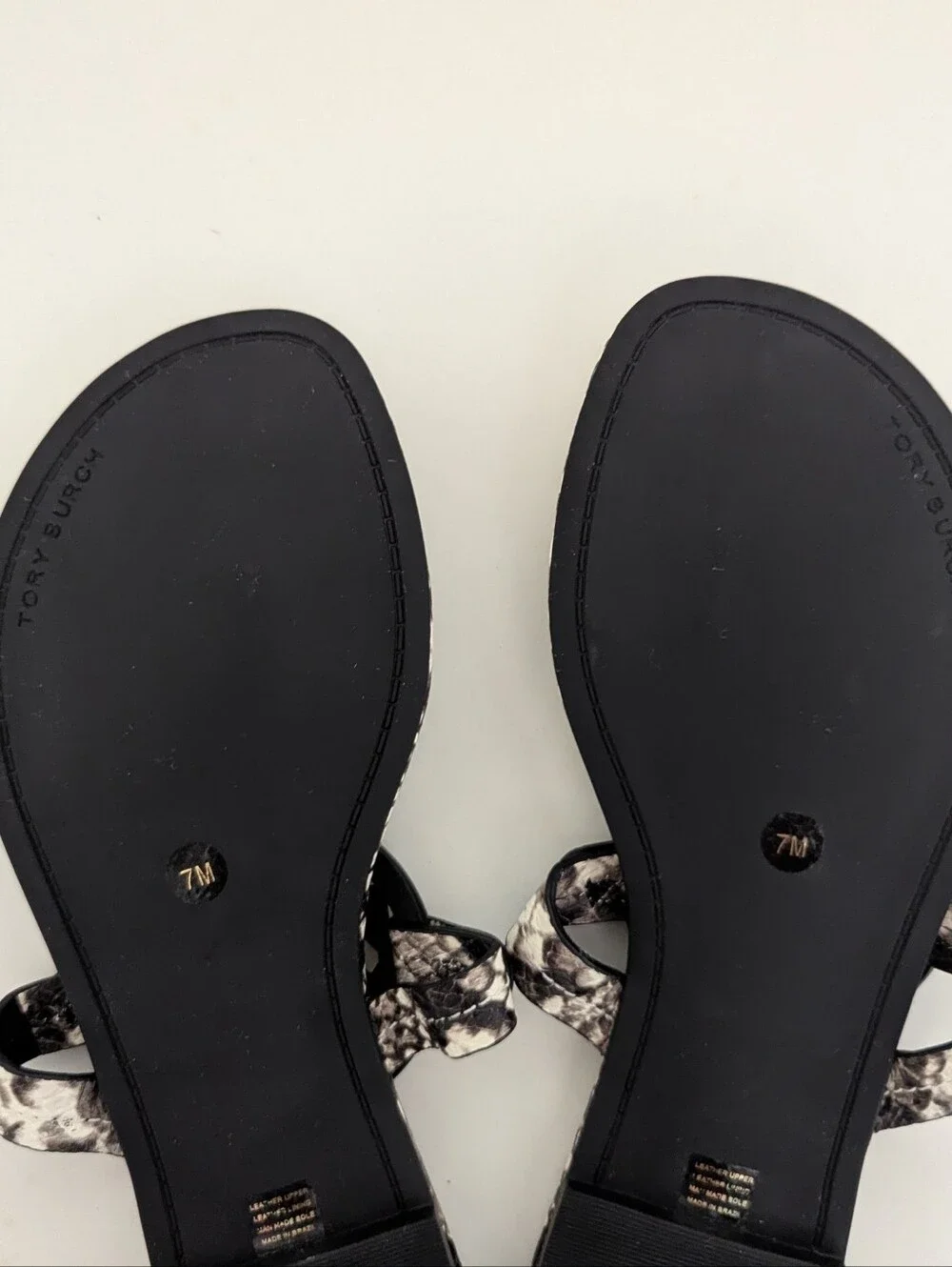 EUC! Tory Burch Miller Sandal In Black/Gray Snakeskin Print Size 7